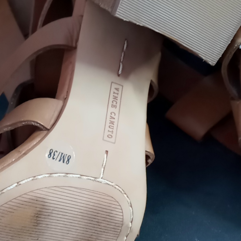 Heeled sandals - Picture 4 of 4